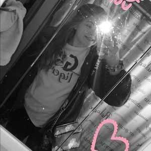 Meet your Posher, Sarinaty